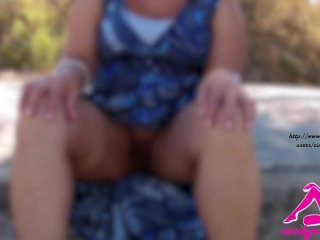 Upskirt no panties public street