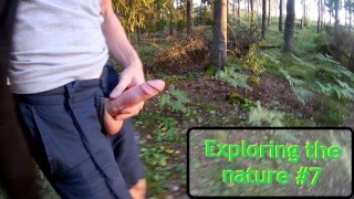 Explorando La Naturaleza #7 Caminando Con Mi Polla Afuera Corrida Masiva En POV