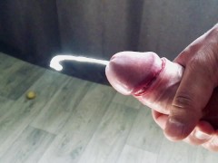 мощный оргазм, выстрел спермы из большого члена. - Screenshot 5 of 16 - Cumshot