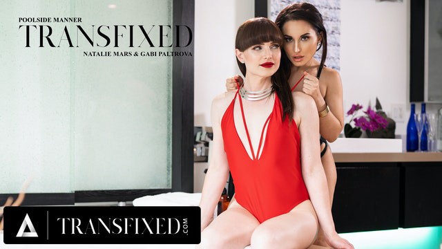TRANSFIXED - Gabriella Paltrova es Transfixed por Natalie Mars