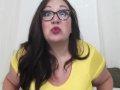 Sexy Busty BBW Camgirl Answers Questions