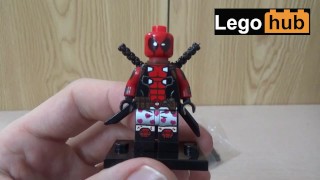 Ik kwam twee keer terwijl ik deze video over Deadpool Lego minifiguren maakte