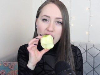 АСМР Поедание яблок
