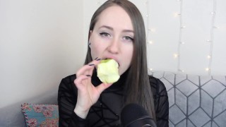АСМР Поедание яблок
