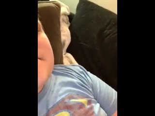 Daddy dropps his load down my mouth