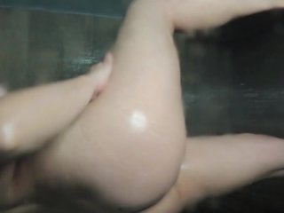 Sensual_shower with a 18yo brazilian girl - novinha