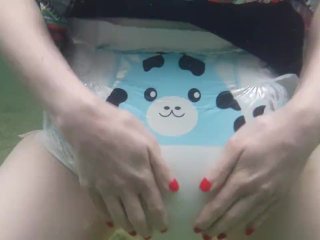 Playing with a Diaper and Vibrator Underwater