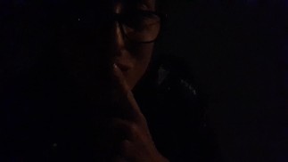 顽皮的公共夜间小便 - 我做了一个大水坑！
