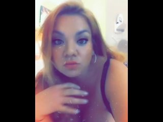 Horny latina takes pics in mirror before getting fucked