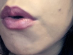 My Lips do tricks - Screenshot 3 of 16 - Lipstick Blowjob