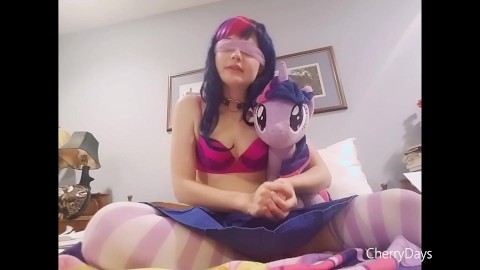 Bisexual Teen Girl Twilight Sparkle Cosplay