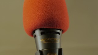 SUPER CHEAP AUDIO SETUP - Monoprice 600020 Microphone Review & Behringer