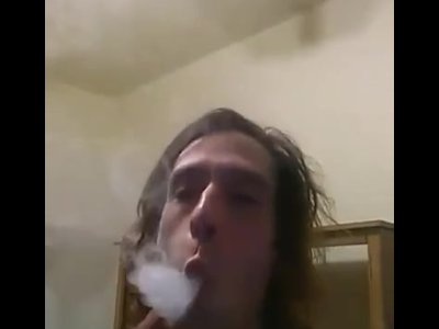 Topless Transgirl Tap Vaping Serial Ohs