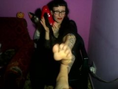 Miss Wagon Vegan - Scarpe Rosse e Rossetto rosso fetish per farti sborrare