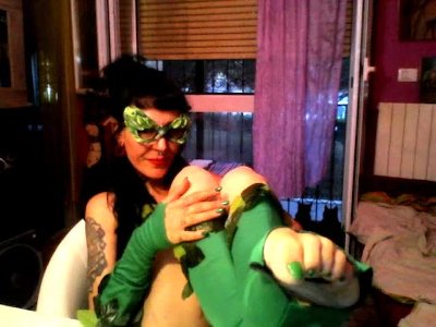 Miss Wagon Vegan - Mother Nature Fetish has you spun the spigot - BSDM