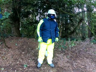 HiViz pup sneaked out of work to have a quick paw