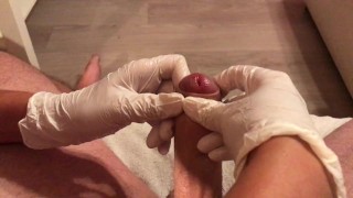 Wife With Medical Gloves Does The Sloppiest Handwork With The Cum Blast
