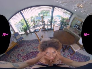 18VRPlaying Chase And Fuck With Ebony BabeLuna Corazon