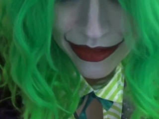 Martha Wayne (vrouwelijke Joker) Komt Klaar - Cosplay, Geeky Af, Happy Halloween