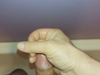 Набрызгал член смазкой, возбудился и кончил - Sprayed cock with grease, exc
