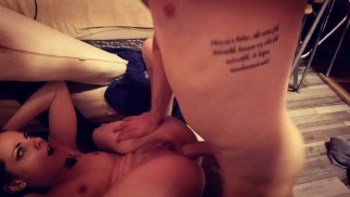 Stiefschwester wird von ihrem Analtrainer Stepbro gefickt (gaffen, spritzen, abspritzen) Sie liebt es!