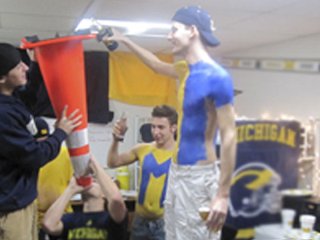 GAYWIRE - Michigan College Boys Know How To Party!