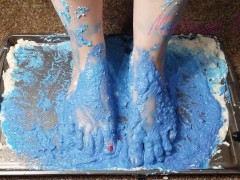 Mistress Toefu Wet and Messy Feet (ASMR)