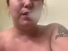 Smoking Bbw redhead - Screenshot 10 of 16 - Smoking