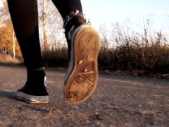 Old Converse Crush Tiny Man - Screenshot 15 of 16 - Trample