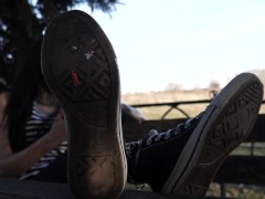 Old Converse Crush Tiny Man - Screenshot 2 of 16 - Giantess Crush