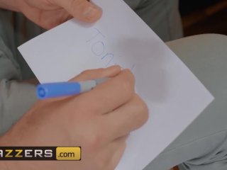 Brazzers - Big tit housewife Rachel Starr craves new dick screenshot number 2