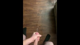 MUST WATCH POWERFUl SPRAYING MASSIVE CUM EXPLOSION from my big cock