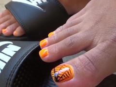 kiss my feet - toe wiggle shoe dangle foot play