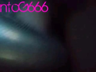 Voy camino a la farmacia conduciendo y mostrando mi pene exhibicionista