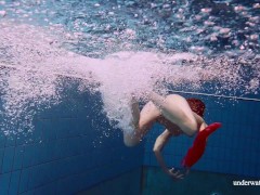 Avenna babe underwater
