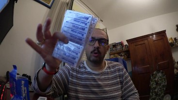Inculato con dei cerotti