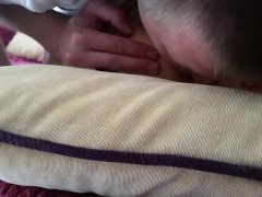 Мамочка училка дала молодому студенту отлизать свой спелый анус