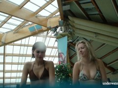 Marusia and Melisa Darkova underwater lesbos - Screenshot 2 of 16 - Petite