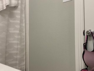 Roni again! She has no clue