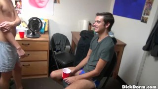 RealityDudes - Straight college guys experiment with sucking dick