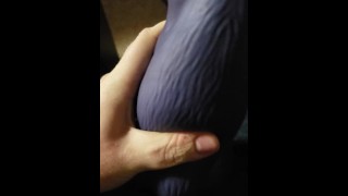 Bad Dragon JT присоединяется ко мне на обеденный перерыв ;)