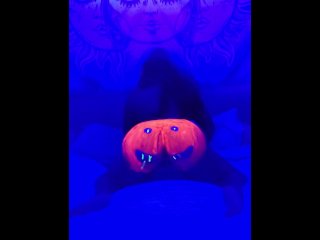 Big Booty Popping Neon Pumpkin Twerking