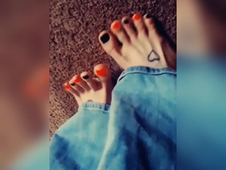 Cute Halloween Toes ^_^