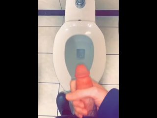 Cumming on the clock (tan aburrido que tenía que venir)