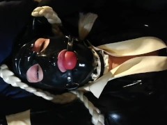 MJ se fait torturer au vibro - Screenshot 15 of 16 - Gagball