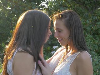hot teens, college student, lesbian, outdoor