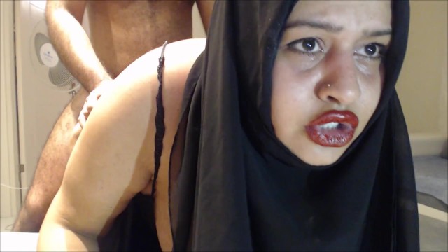CRYING ANAL ! CHEATING HIJAB WIFE FUCKED IN THE ASS !
