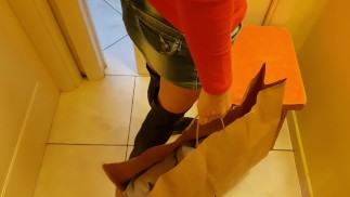 Amateur fuck in public in the supermarket dressing room