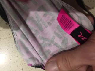 Nice Smell From  Panties make me Cum Fast!