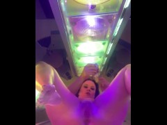 Model Masturbating in tanning bed 